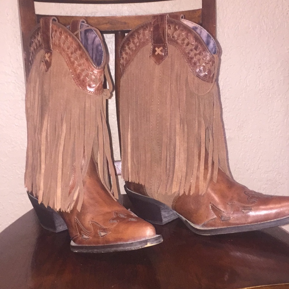 DINGO WOMENS HEART THROB FRINGE BOOTS (SZ 9)
